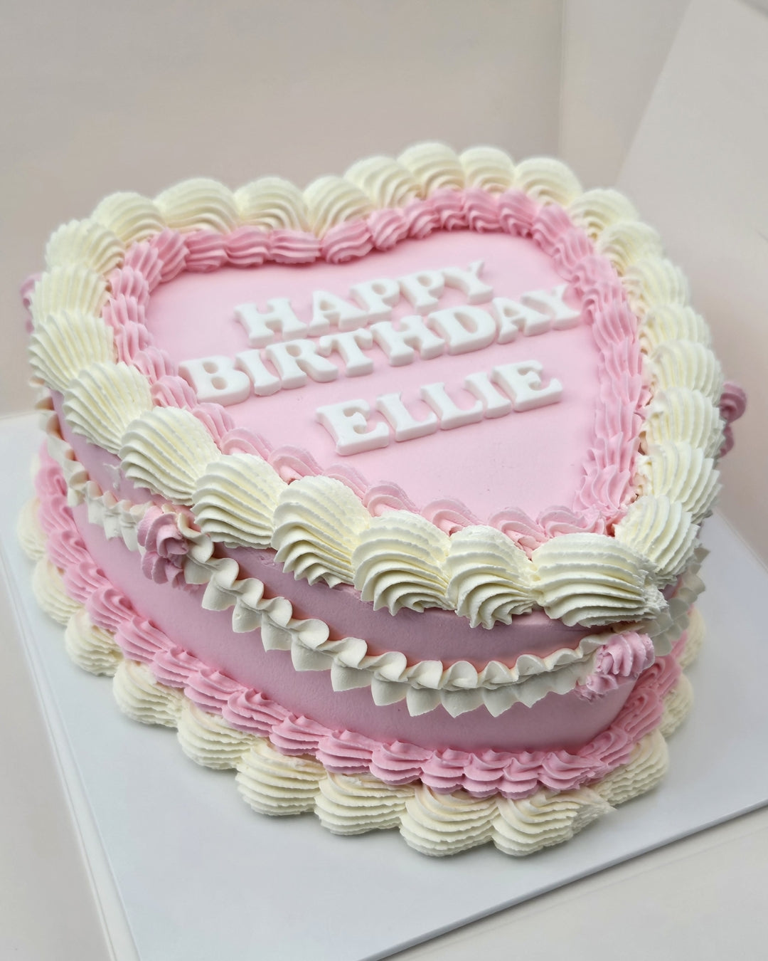 Heart Cake - Vintage Piping