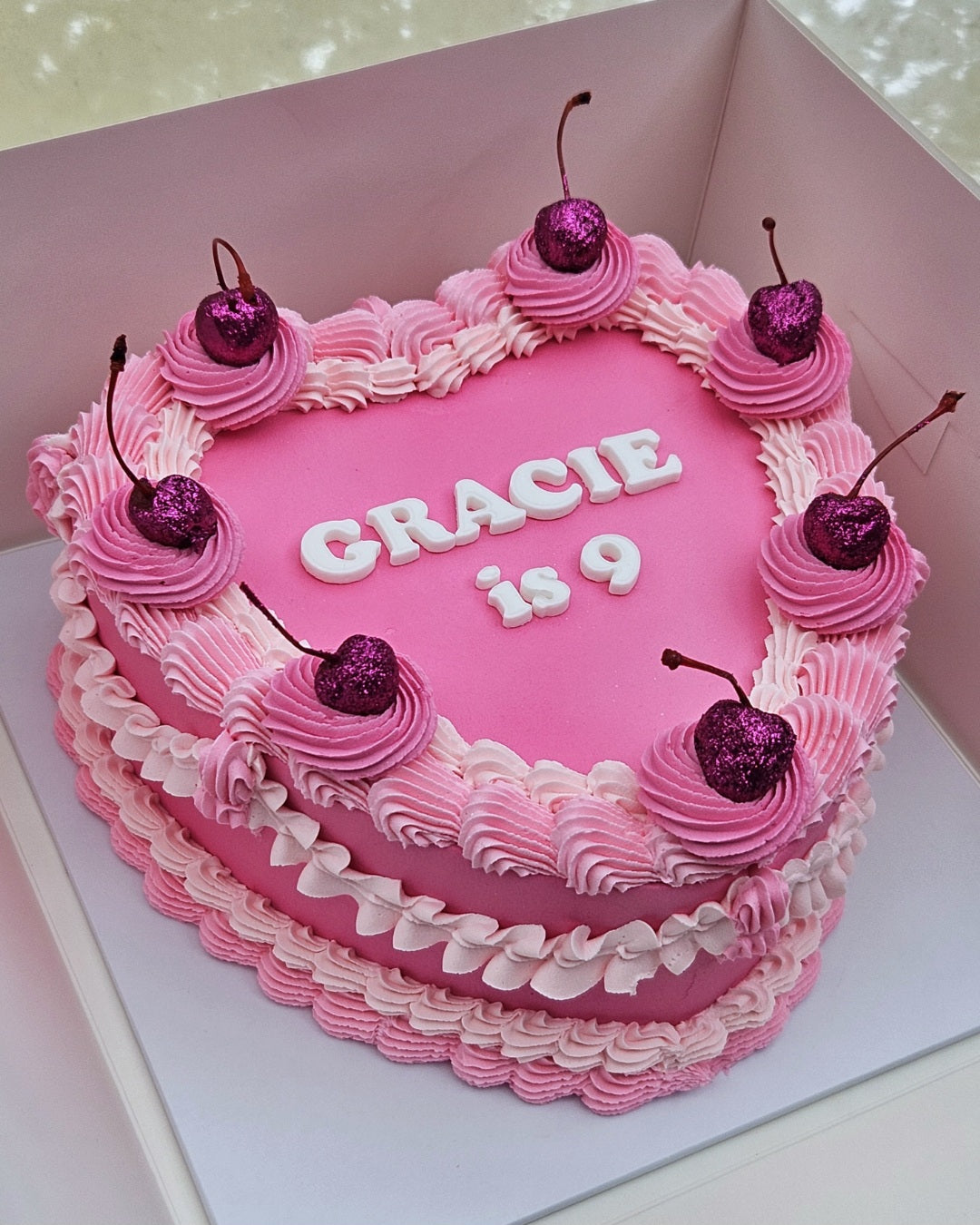 Heart Cake - Vintage Piping