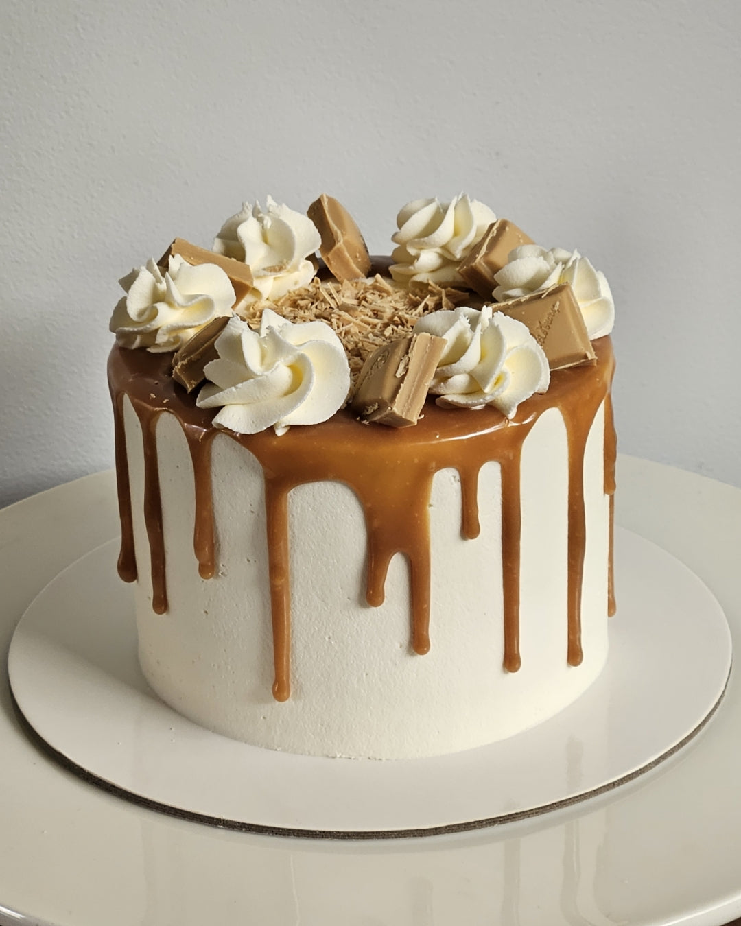 Caramilk cake